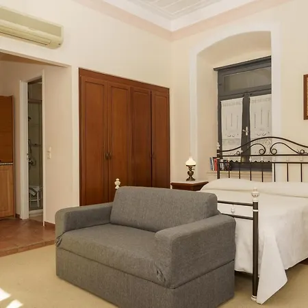 φαίδρα Πανσιόν 4*